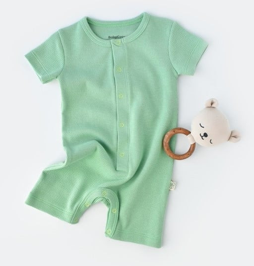 Salopeta cu panataloni scurti - 100% bumbac organic - mint, baby cosy (marime: 6-9 luni)