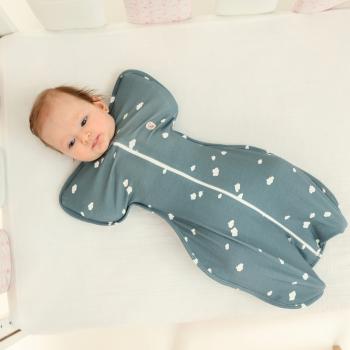 Sac de dormit nou-nascut swaddle first sleep cloudy dreams 60 cm, 0.5 tog