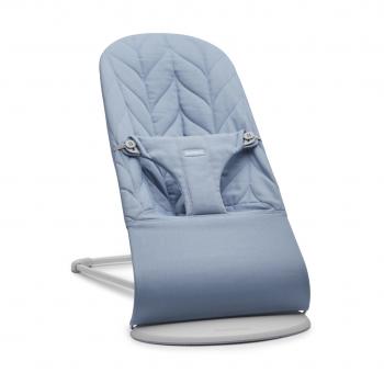 Babybjorn - balansoar bliss blue cu aspect delicat de petala, tesatura matlasata